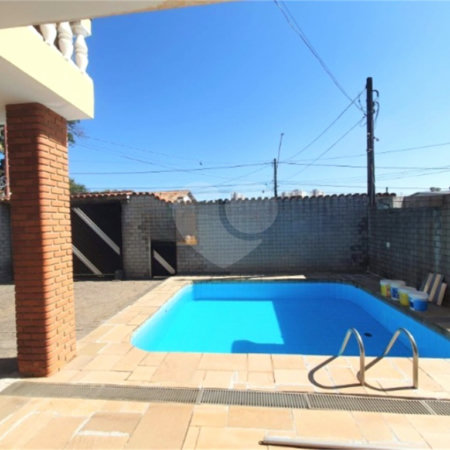 Casa à venda com 3 quartos, sendo 1 suíte,  em Jardim Santa Rosália, Sorocaba, SP