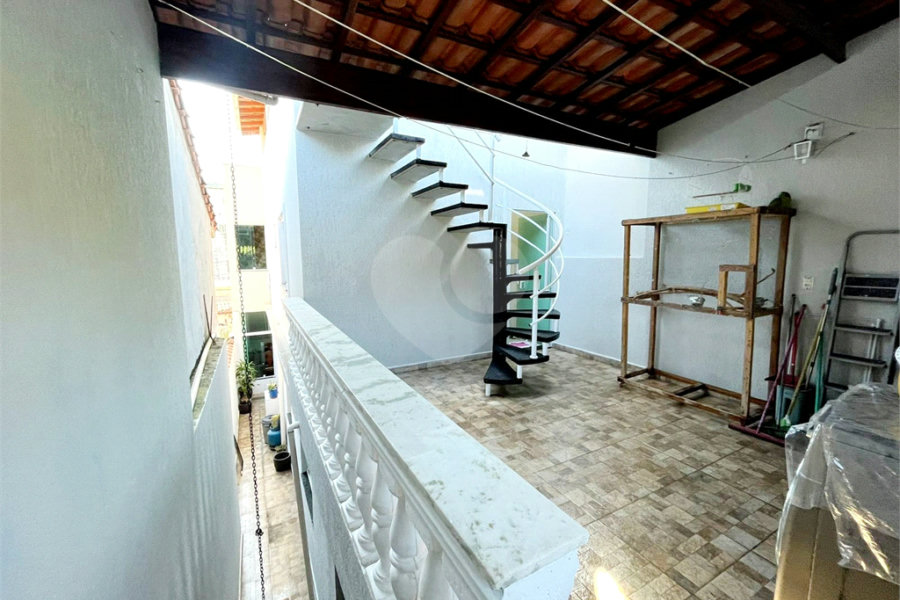 Sobrado à venda com 6 quartos, sendo 1 suíte,  em Horto, São Paulo, SP