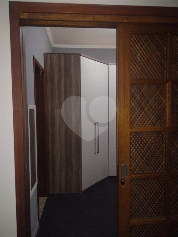 Casa à venda com 3 quartos, sendo 1 suíte, no condomínio Acmti - Colinas do Mosteiro, Terras de Itaici e Recanto dos Pássaros, Indaiatuba - SP