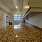 Apartamento com 4 dormitórios à venda, 120 m² por R$ 700.000,00 - Pitangueiras - Guarujá/SP