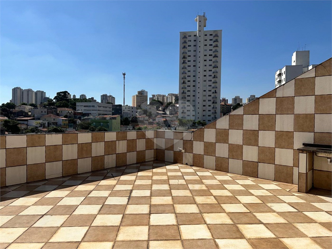 Sobrado à venda com 7 quartos, sendo 2 suítes,  em Lauzane Paulista, São Paulo, SP