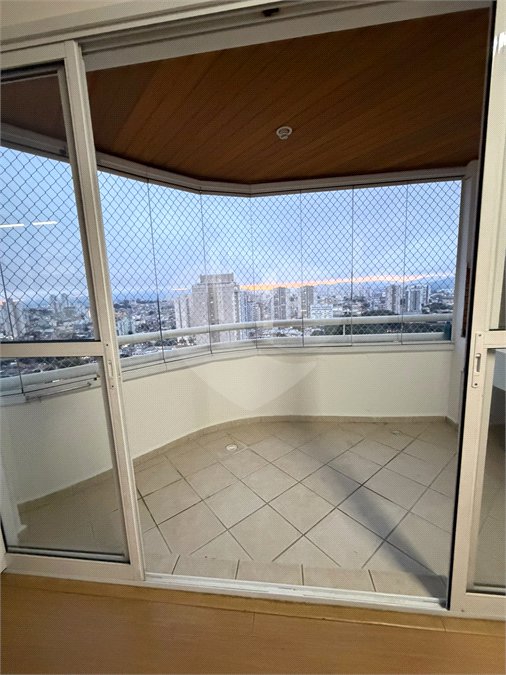 Apartamento à venda ou para alugar com 2 suítes em Jardim Zaira, Guarulhos, SP
