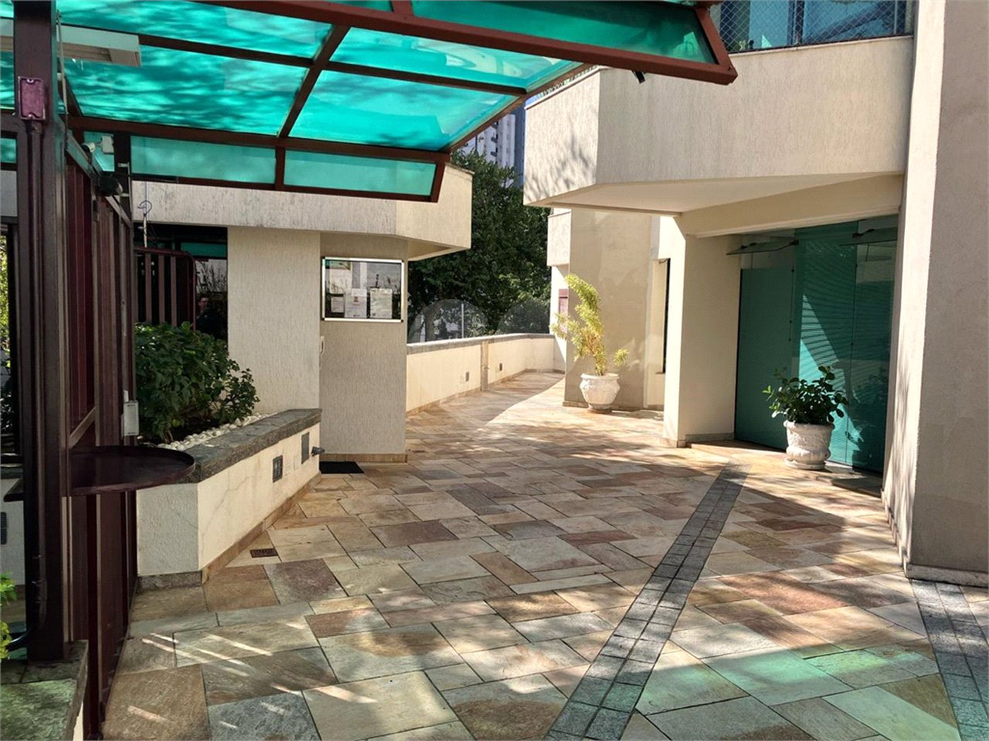 Apartamento à venda com 4 quartos, sendo 3 suítes, em Água Fria, São Paulo, SP