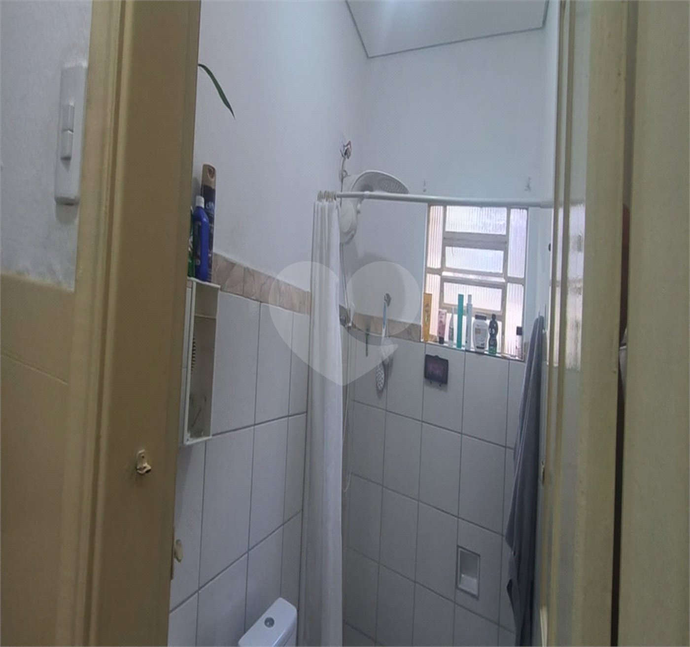 Casa Térrea à venda com 5 quartos, sendo 1 suíte, em Chora Menino, São Paulo, SP