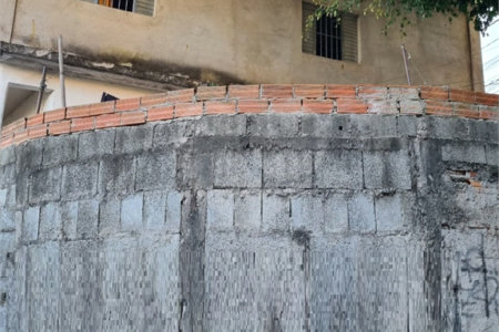 Sobrado à venda com 3 quartos em Vila Basileia, São Paulo, SP
