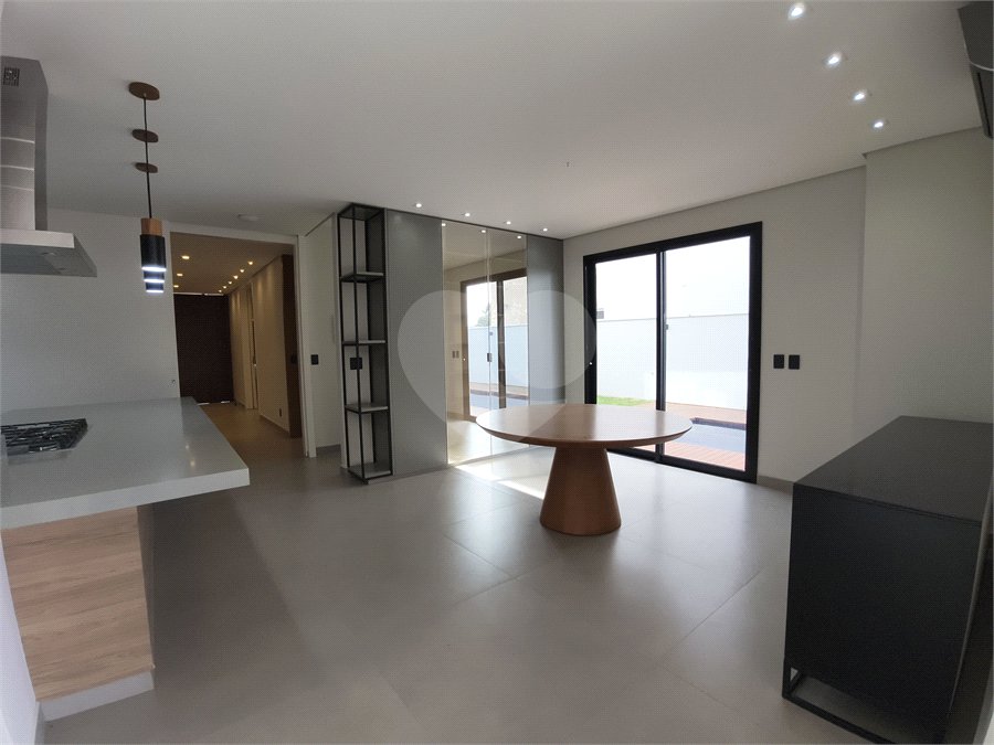 Casa à venda com 3 suítes no condomínio Alphaville Nova Esplanada 1, Votorantim - SP