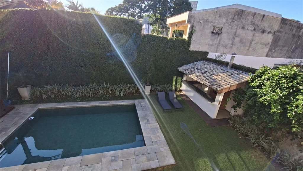 Casa à venda com 5 quartos, sendo 4 suítes, em Butantã, São Paulo, SP