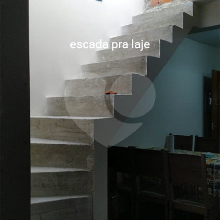 Casa à venda com 1 quarto em Água Vermelha, Poá, SP
