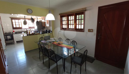 Sobrado à venda com 3 quartos, sendo 1 suíte,  em Vila Paulicéia, São Paulo, SP