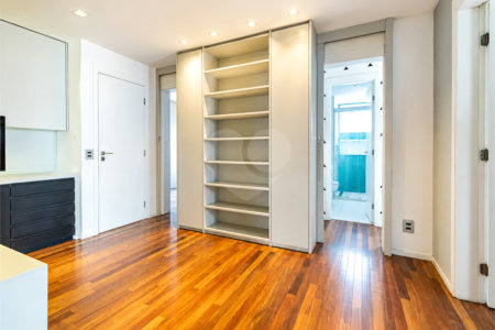 Apartamento à venda com 4 suítes em Cidade Monções, São Paulo, SP