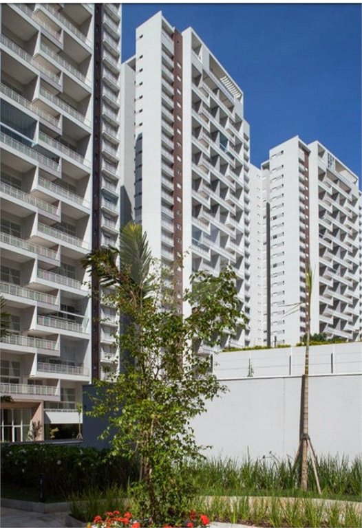 Apartamento à venda com 4 suítes em Vila Suzana, São Paulo, SP