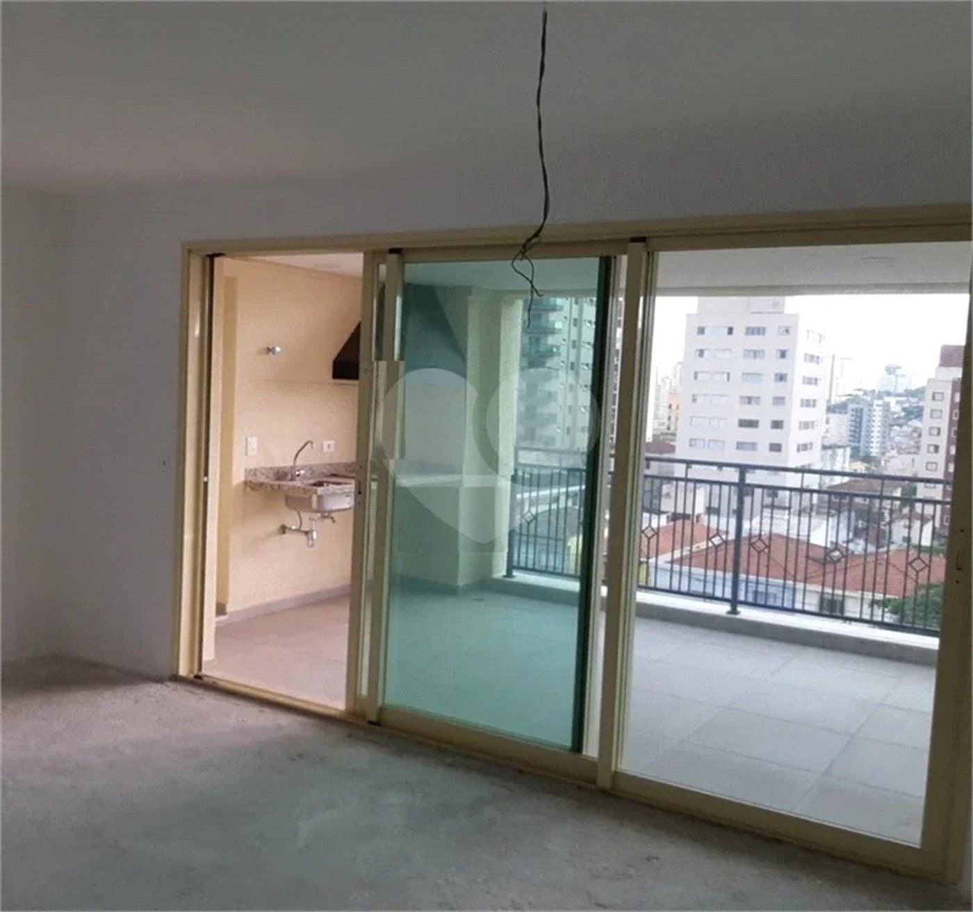 Apartamento à venda com 3 quartos, sendo 1 suíte, em Vila Paulicéia, São Paulo, SP