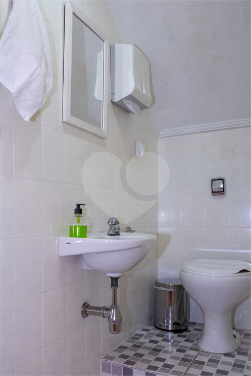 Casa à venda com 3 quartos, sendo 1 suíte, em Mirandópolis, São Paulo, SP