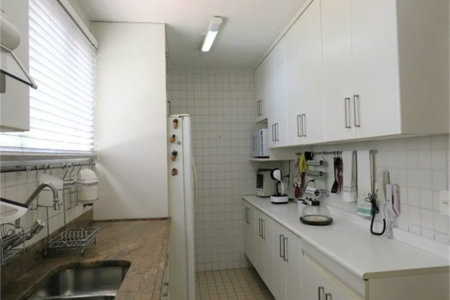 Apartamento à venda com 3 quartos, sendo 1 suíte, em Real Parque, São Paulo, SP