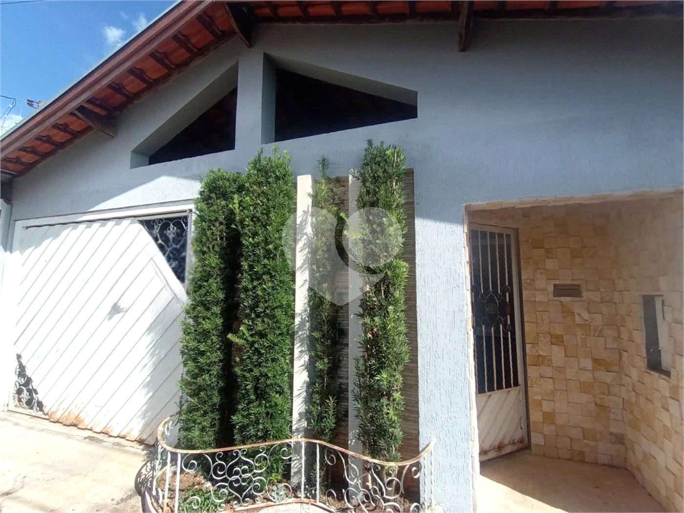 Casa à venda com 2 quartos em Cambuí, Itapetininga, SP