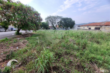 Terreno à venda no Centro, Vinhedo, SP