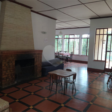 Chácara à venda com 5 quartos, sendo 1 suíte, no Centro (mailasqui), São Roque, SP