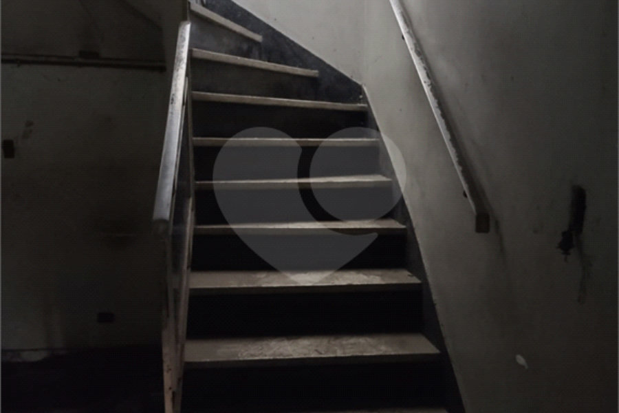 Sobrado à venda com 4 quartos, sendo 1 suíte, em Jaçanã, São Paulo, SP