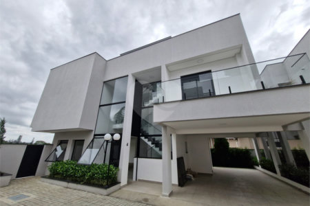 Casa à venda com 4 suítes no condomínio Belvedere Prudência, São Paulo - SP
