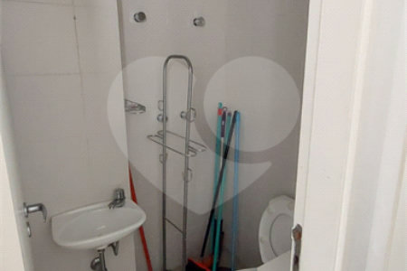 Apartamento de 3 quartos, mobiliado, para locação no Paraíso