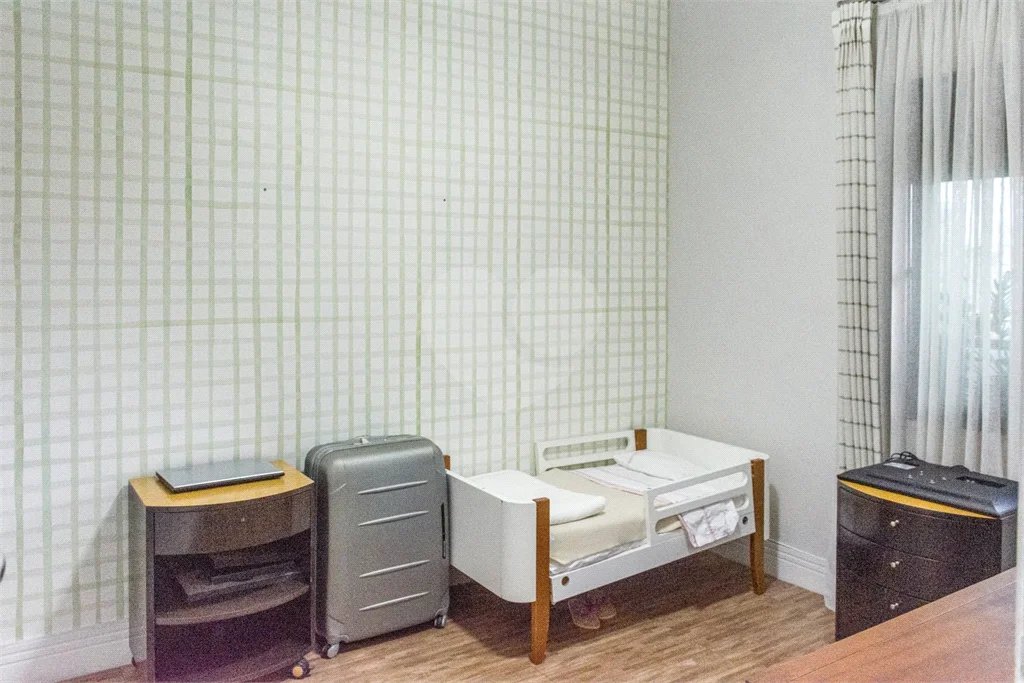 VILA NOVA CONCEIÇÃO - 216 M² - 4 VAGAS