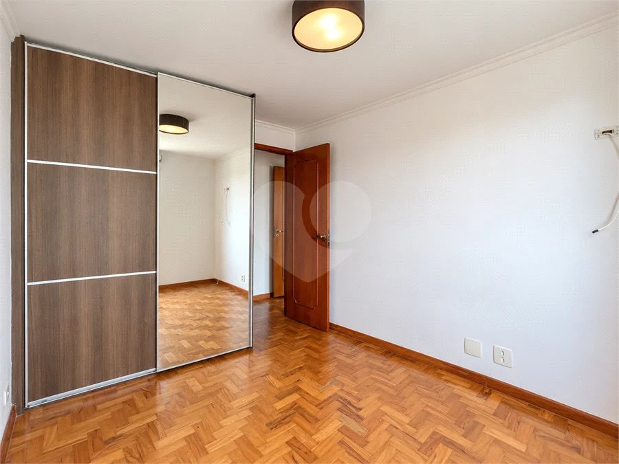 Apartamento com 3 dormitórios sendo 1 suíte à venda em Higienópolis, São Paulo - SP