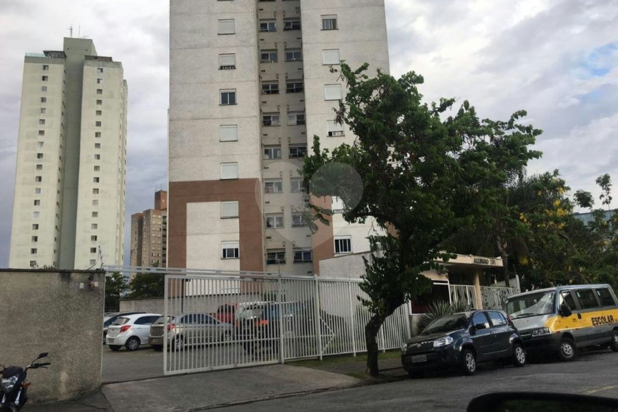 Apartamento à venda com 3 quartos, sendo 1 suíte, em Parque Novo Mundo, São Paulo, SP