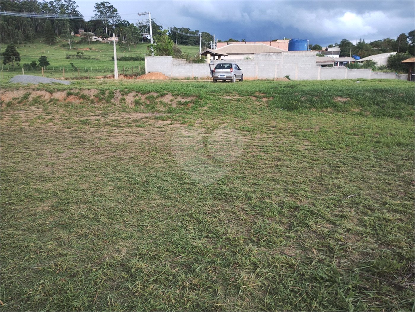 Chácara à venda com 2 quartos em Chácaras Berro D'água, Itu, SP