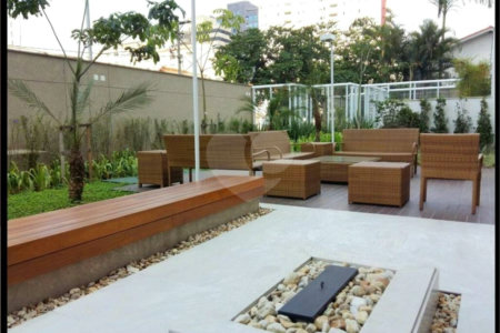 Apartamento à venda com 2 quartos, sendo 1 suíte,  em Vila Cordeiro, São Paulo, SP