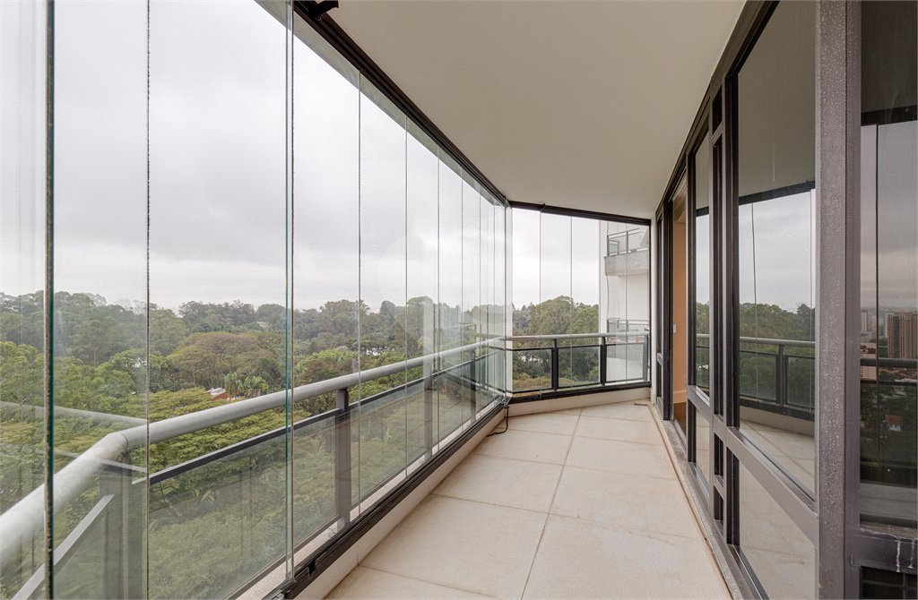 Apartamento à venda ou para alugar com 4 suítes em Alto da Boa Vista, São Paulo, SP