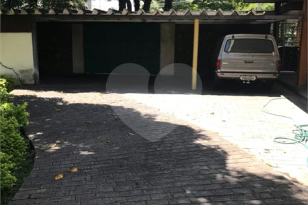 Casa à venda com 8 suítes em Morumbi, São Paulo, SP