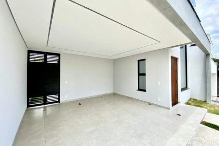Casa à venda com 3 quartos, sendo 3 suítes, no condomínio Vila Giardino, Jundiaí - SP