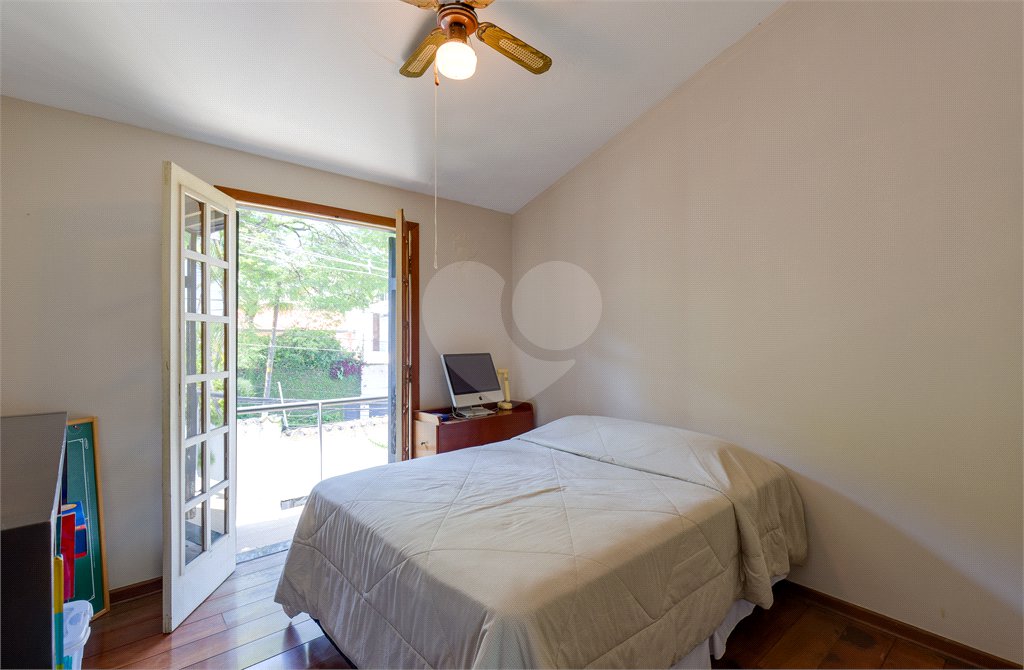 Casa à venda com 3 quartos, sendo 1 suíte, em Brooklin, São Paulo, SP