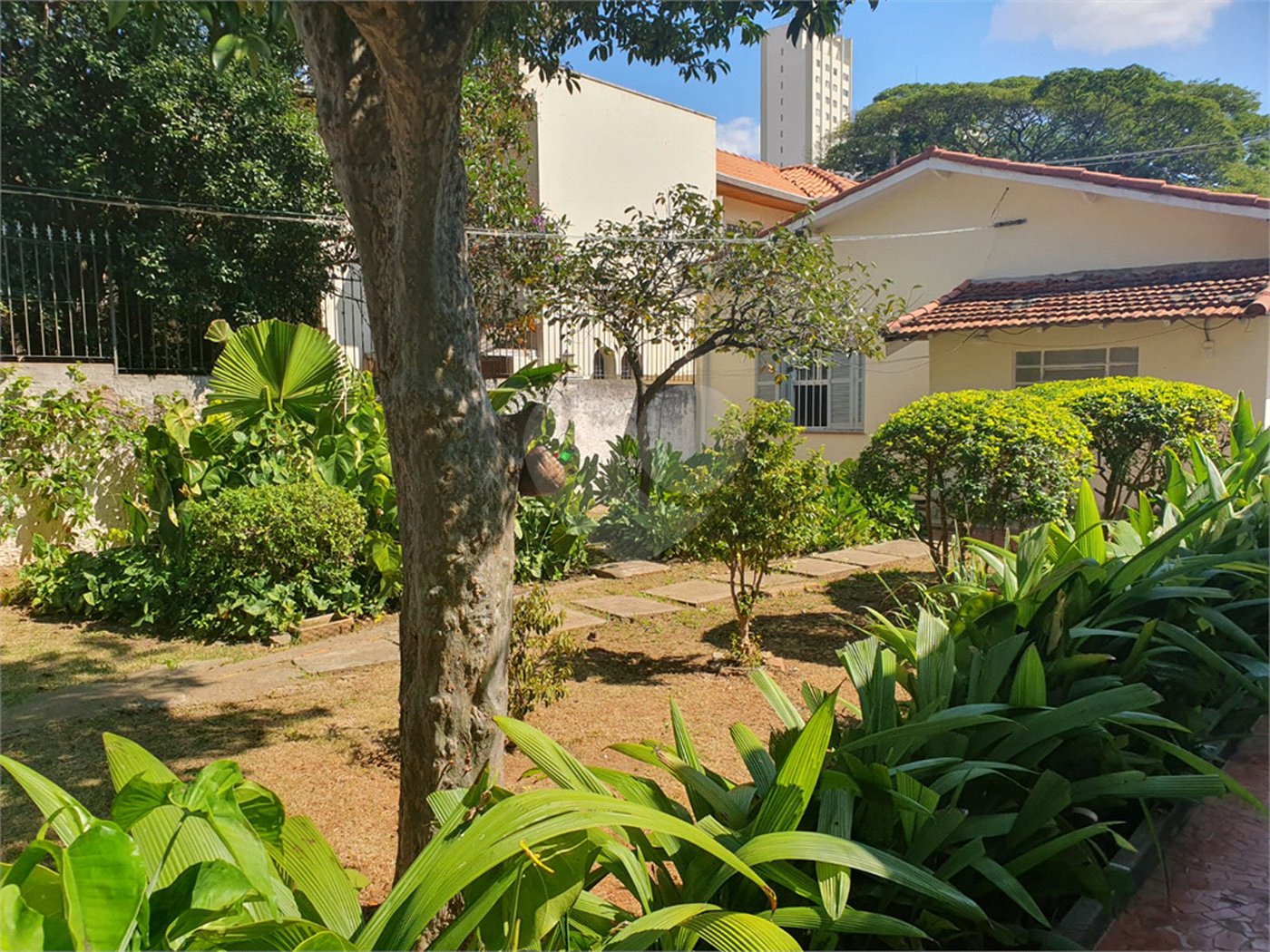Casa Térrea à venda com 4 quartos em Cidade Monções, São Paulo, SP