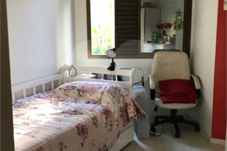 Apartamento à venda com 4 quartos, sendo 2 suítes, em Vila Olímpia, São Paulo, SP