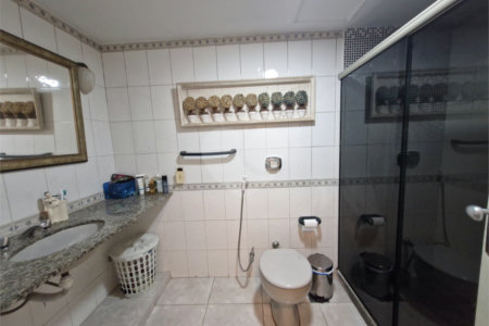 Apartamento à venda com 4 quartos, sendo 1 suíte, em Tijuca, Rio de Janeiro, RJ