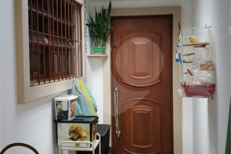 Casa à venda com 3 quartos, sendo 1 suíte, em Jardim Ester, São Paulo, SP