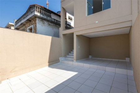 Sobrado à venda com 3 quartos, sendo 1 suíte, em Vila Morse, São Paulo, SP