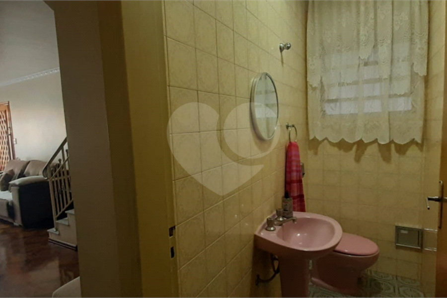 Sobrado à venda com 3 quartos, sendo 1 suíte, em Tremembé, São Paulo, SP