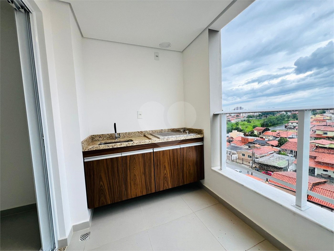 Apartamento para alugar com 2 quartos, sendo 1 suíte, em Jardim Piratininga, Sorocaba, SP