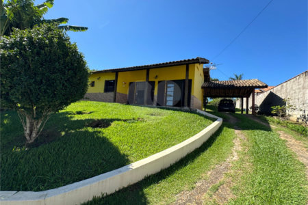 Chácara à venda com 3 quartos, sendo 1 suíte, em Pavão (canguera), São Roque, SP