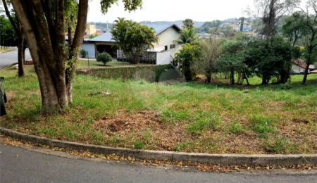 Terreno à venda no condomínio Estância Marambaia, Vinhedo - SP