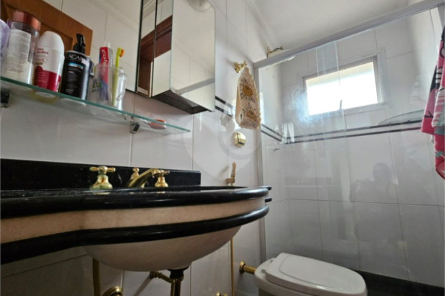 Casa à venda com 3 quartos, sendo 1 suíte, em Vila Fiat Lux, São Paulo, SP