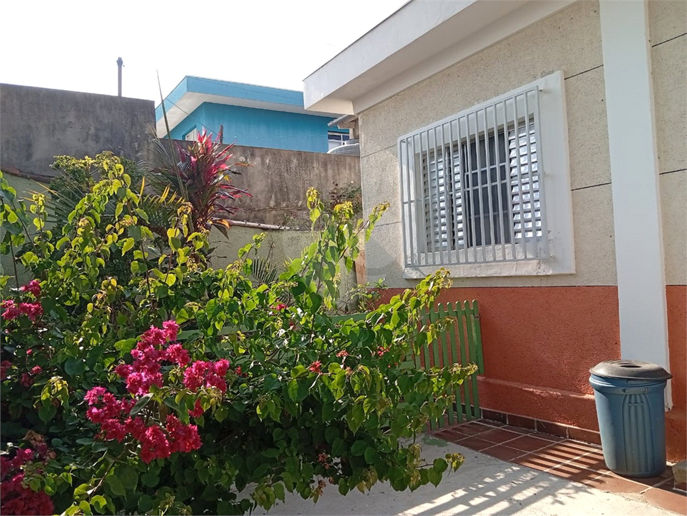 Casa Térrea à venda com 4 quartos, sendo 1 suíte, em Jardim Regina, São Paulo, SP