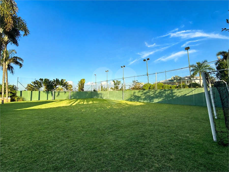 Casa à venda com 5 suítes no condomínio Parque Village Castelo, Itu - SP