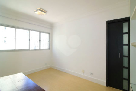 Apartamento à venda com 1 quarto em Indianópolis, São Paulo, SP