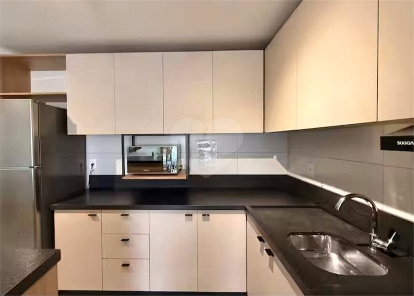 Apartamento à venda com 2 suítes em Jurerê, Florianópolis, SC