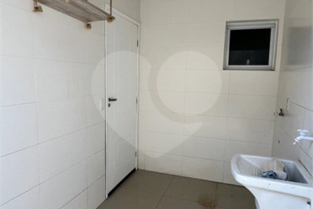 Sobrado à venda com 3 quartos, sendo 1 suíte, em Jardim Paulista, Atibaia, SP