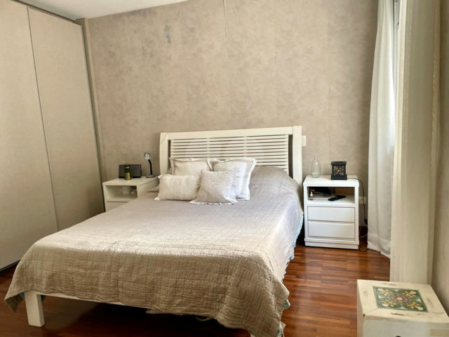 Casa à venda com 3 quartos, sendo 1 suíte,  em Jardim Prudência, São Paulo, SP