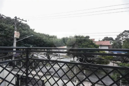 Casa à venda com 5 suítes em Jardim Londrina, São Paulo, SP